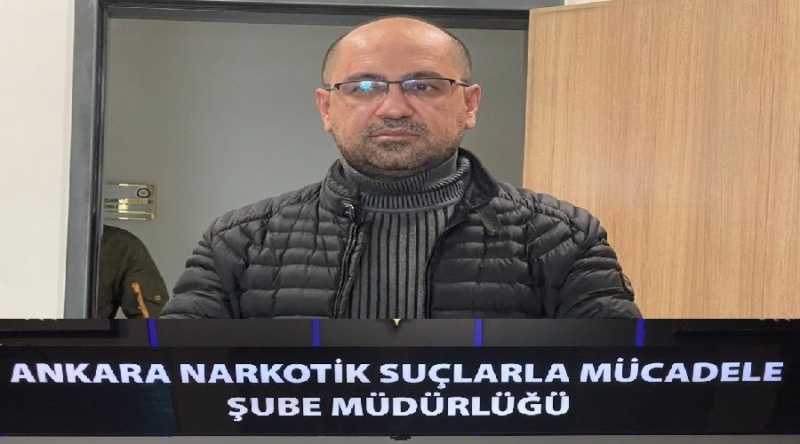 O doktor narkotik ekiplerine tak�ld�