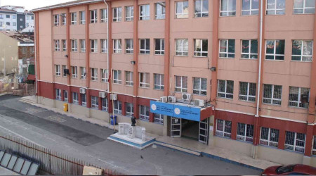 Okulda kalp krizi geçiren öğrenci hayatını kaybetti