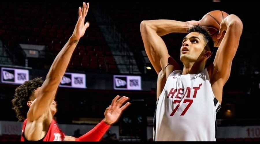 Ömer Faruk NBA'e ısınıyor