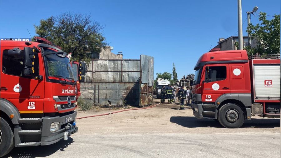 Önce yandı, sonra bomba gibi patladı