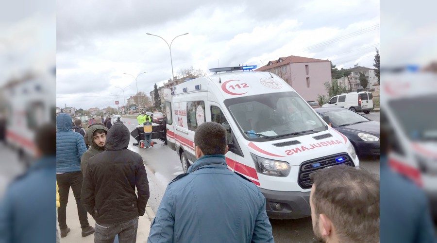 Otomobilin çarptığı kadın hayatını kaybetti