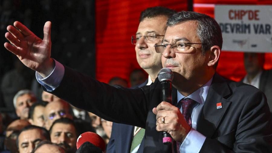 Özgür Özel'in teşekkür konuşması: Verdiğim bütün sözleri tutacağım