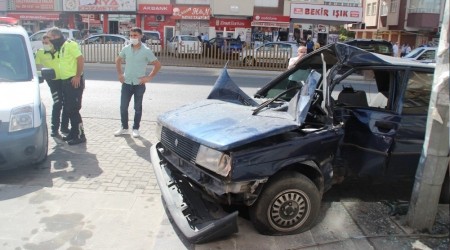 Park halindeki araçları biçti