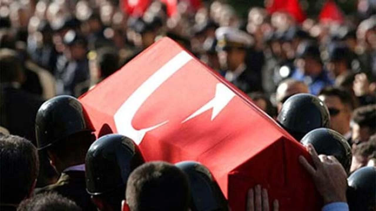 Pençe Kilit Operasyonunda şehit olan Astsubay Bahadır Rıdvan Talay için tören