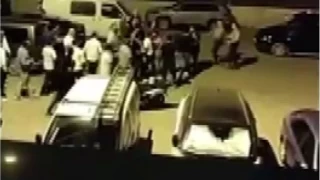 Polise kfr etti, tekme ve tokatla saldrd, serbest kald