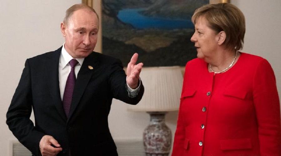 Putin, m�lteci k�l���ndaki ter�ristlere dikkat �ekti