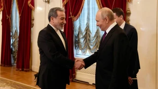Putin�den �ran�a tam destek 