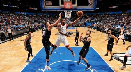 Raptors son anda galibiyete uzandı