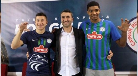 Rizespor'da çifte imza