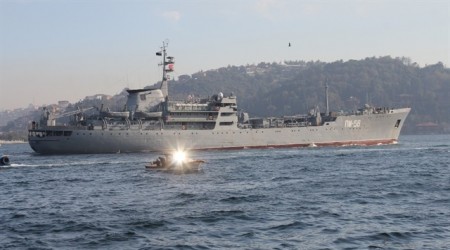Rusya Akdeniz’e asılıyor