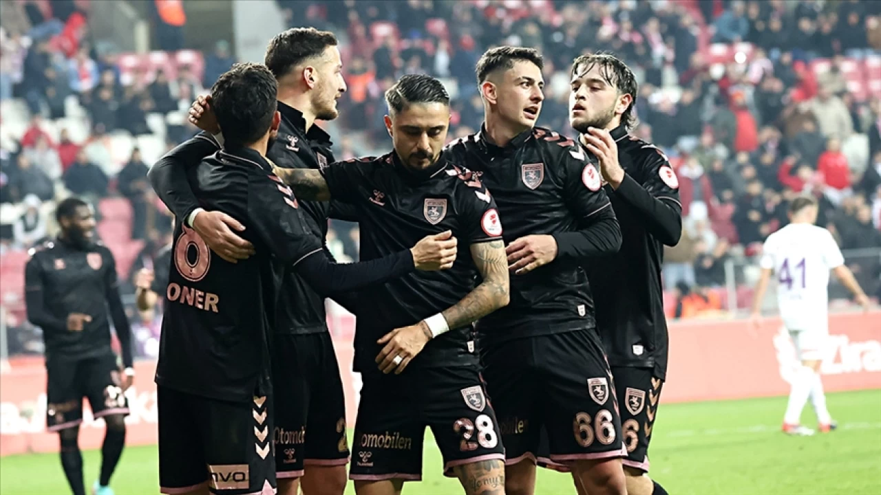 Samsunspor Trabzonspor'u bekliyor