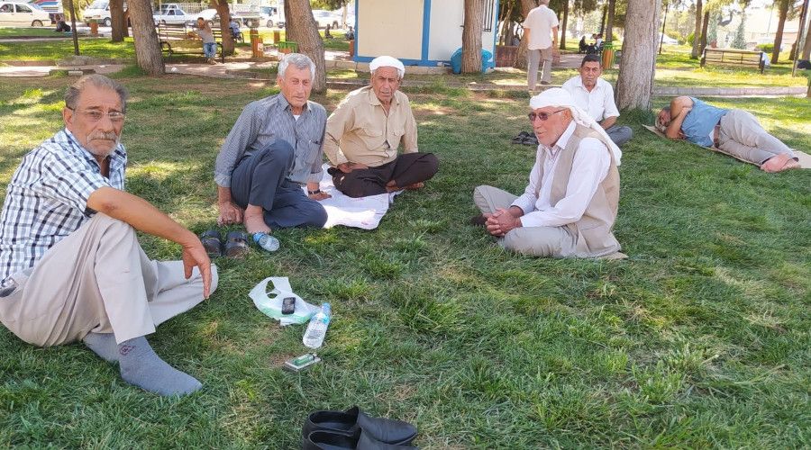 Şanlıurfa'da serin hava yerini bunaltıcı sıcağa bıraktı