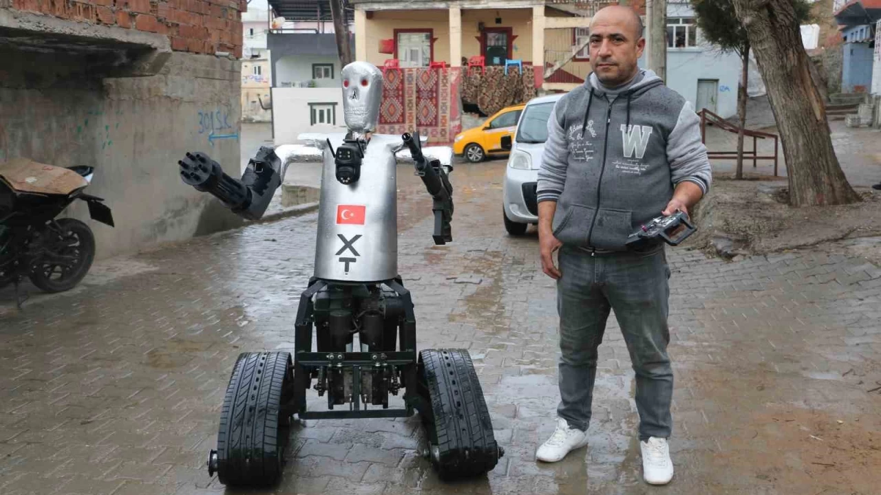 Siirtli kaşif yapay zekalı robot asker yaptı