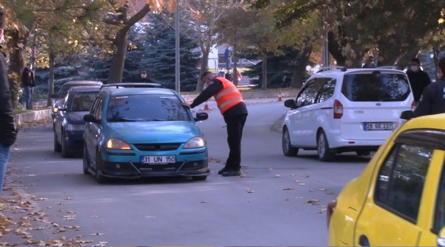 Sınav öncesinde korna gürültüsü tepki çekti
