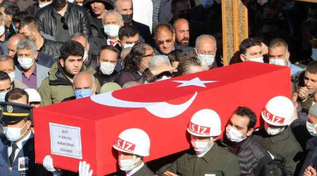 Sınıf arkadaşıydılar, iki hafta arayla şehit oldular