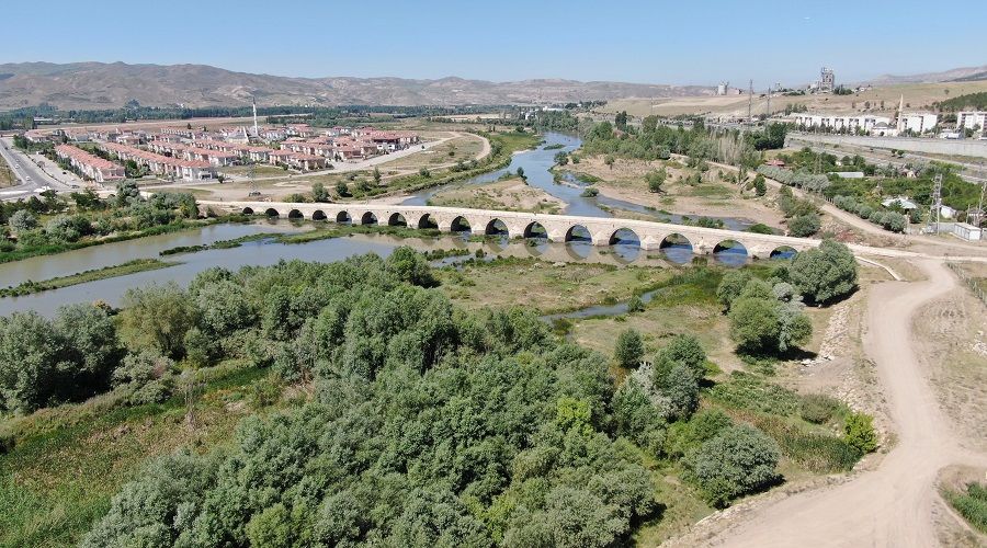 Sivas’ın tarihi köprüleri zamana meydan okuyor