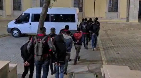 Sosyal medyadan muz paylaşımı yapan 8 Suriye uyruklu şahıs yakalandı