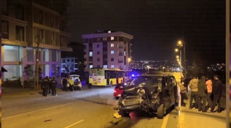 Sultanbeyli'de ETT otobs ile otomobil arpt: 4 yaral