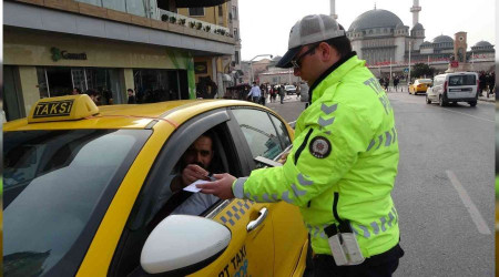 Taksim'de ticari taksi denetiminde ceza yağdı