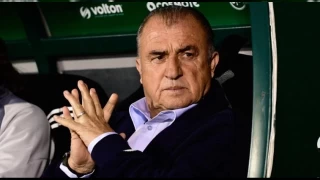 Terim'e şampiyonluk yarışında darbe