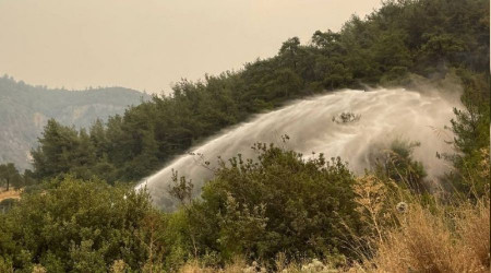 Termik santral bölgesi sürekli soğutuluyor