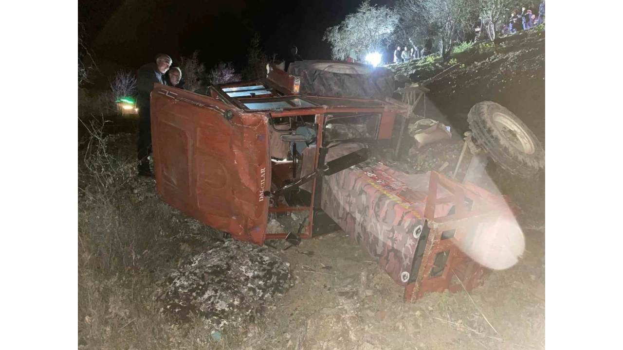 Tokat Zile'de uçuruma yuvarlanan traktörün altında kalan sürücü hayatını kaybetti