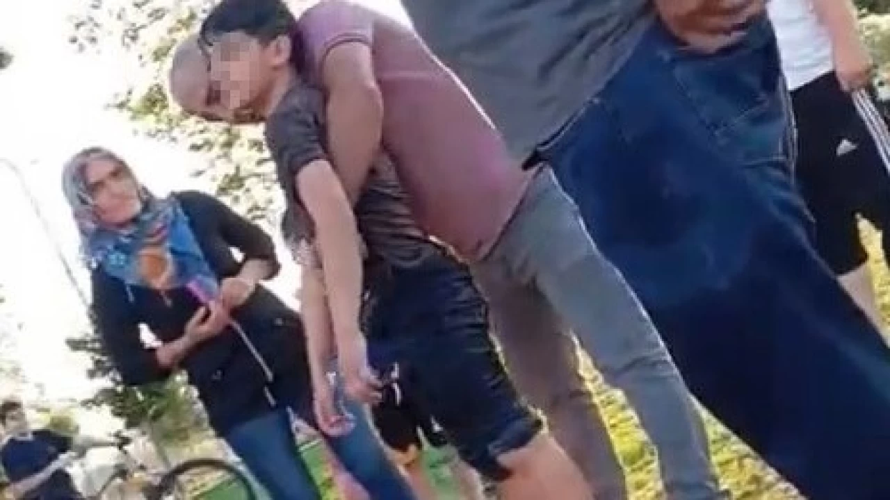 Tokat'ta bir bal�k��, bo�ulmakta olan �ocu�un hayat�n� kurtard�