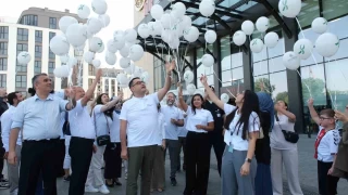 Toplumsal bilin iin skolyoz balonlar havaland