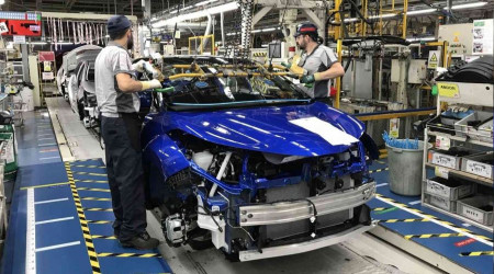 Toyota Sakarya'daki fabrikasnda retime ara veriyor