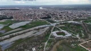 Tunca Nehri ta�t�: Sarayi�i havadan g�r�nt�lendi