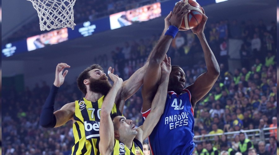 T�rk derbisi Avrupa'ya ta��nd�