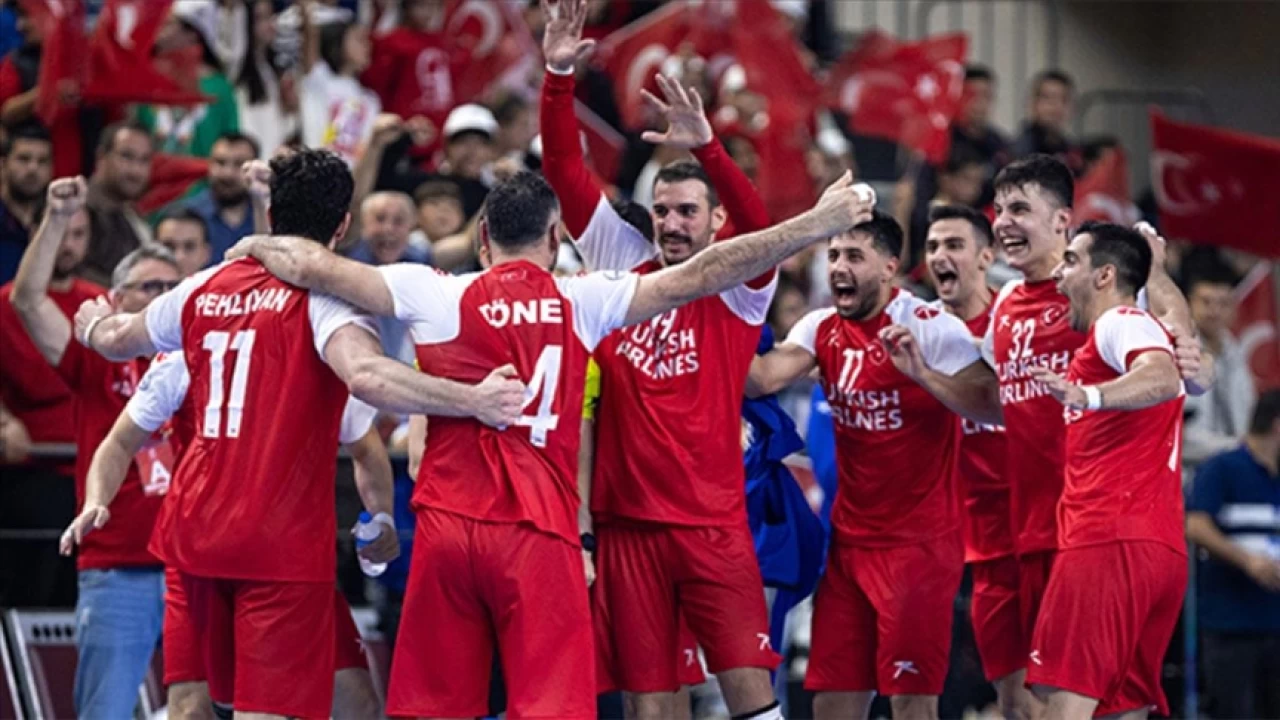 T�rkiye elemelerde ilk s�nav�n� verecek