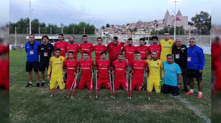 T�rkiye sizinle gurur duyuyor