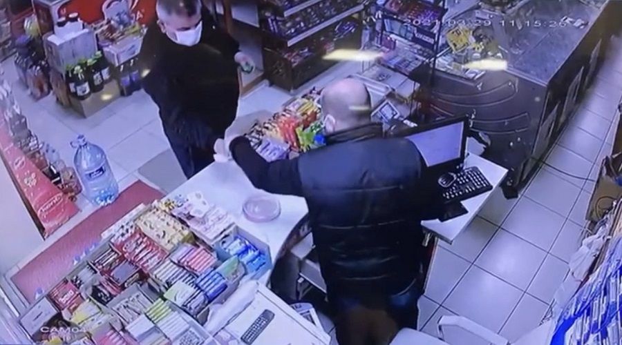 �� ayda yar�m milyonluk vurgun