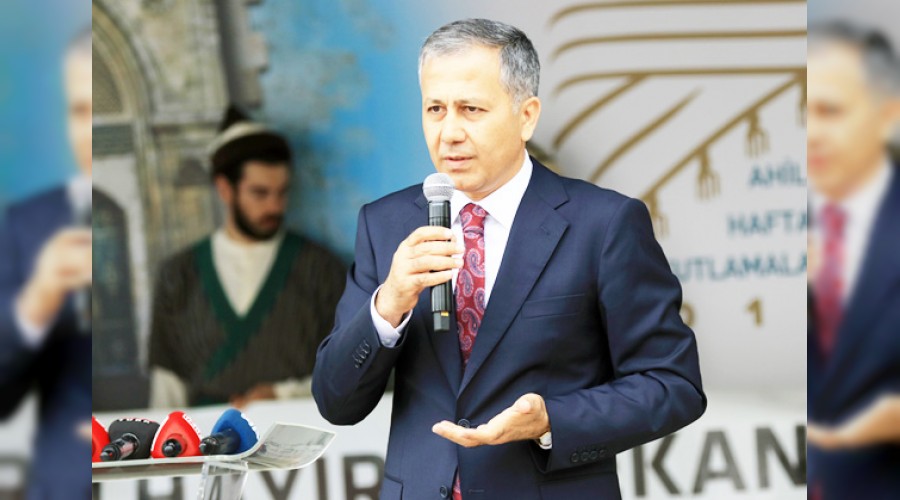 Vali Yerlikaya'dan taksicilere çağrı