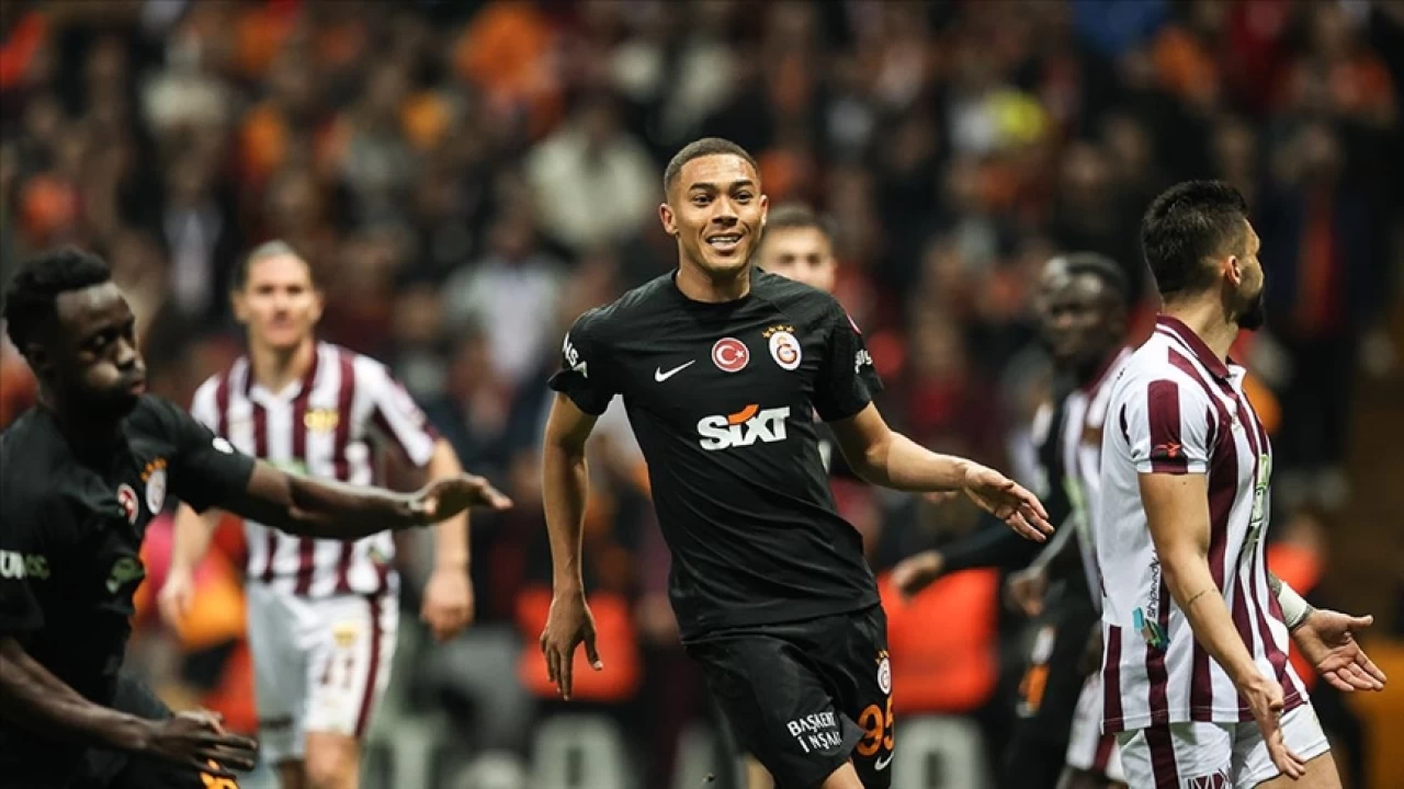 Vinicius golünü Mitroglou'nunkine benzetti