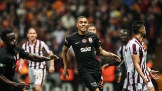 Vinicius golünü Mitroglou'nunkine benzetti