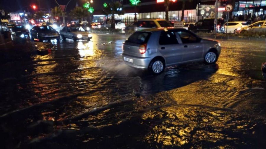 Yakakent ve Alaçam'a 80 kilodan fazla yağış düştü