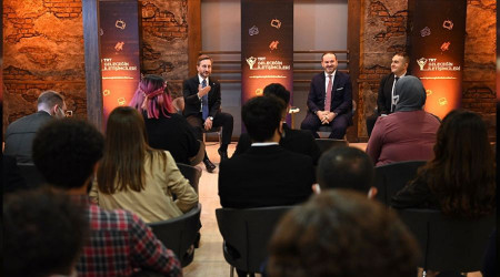 'Yalan haber ve sahte içerik, dijital kitle imha silahıdır'