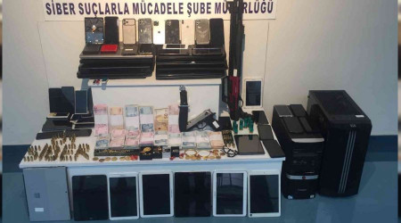 Yasadışı bahisçilerin evinden servet çıktı