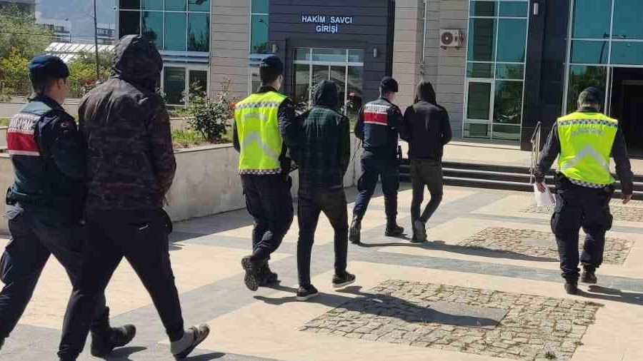 Yayla evlerine dadanan hrszlar yakaland