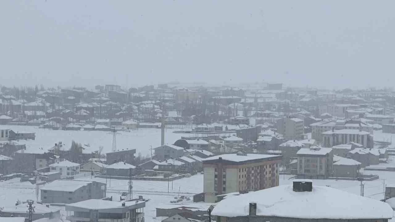 Yksekova'da uak seferlerine kar engeli