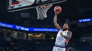 14. sıradaki Efes galibiyet peşinde