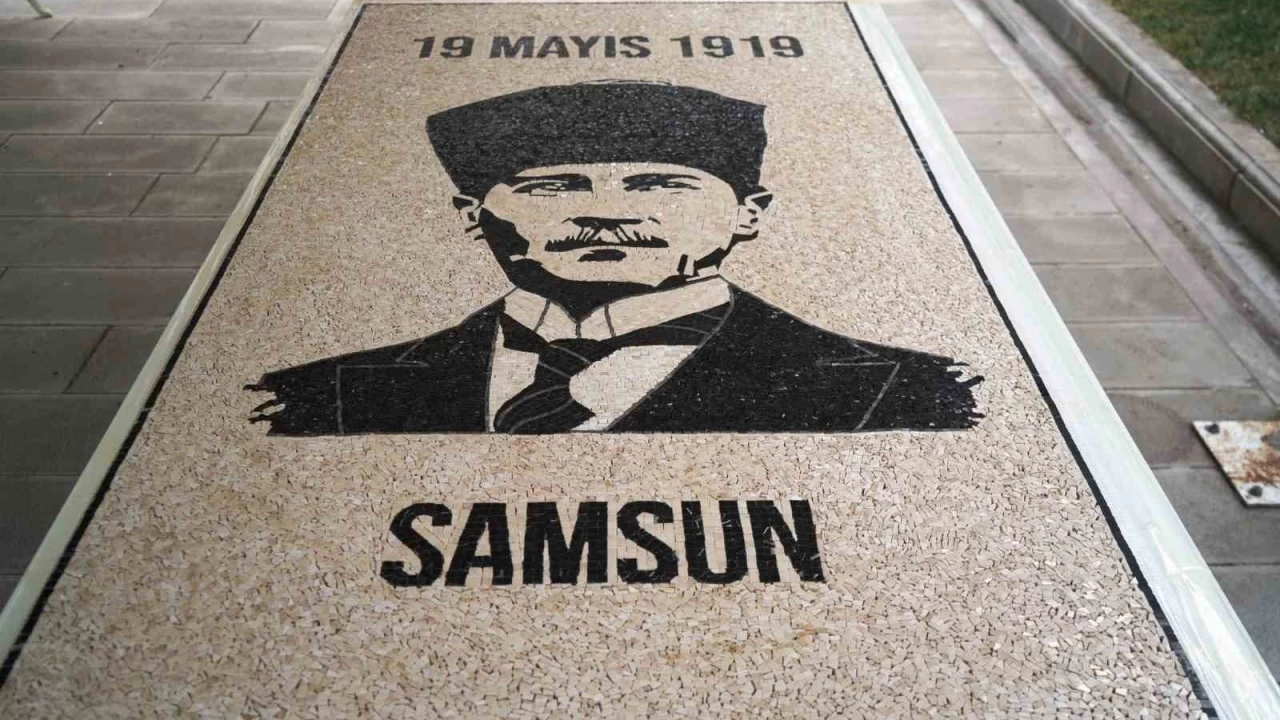 155 bin kii ilmek atarak bu portreyi rd