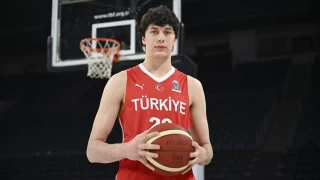 19 yaşında milli takıma çağrıldı