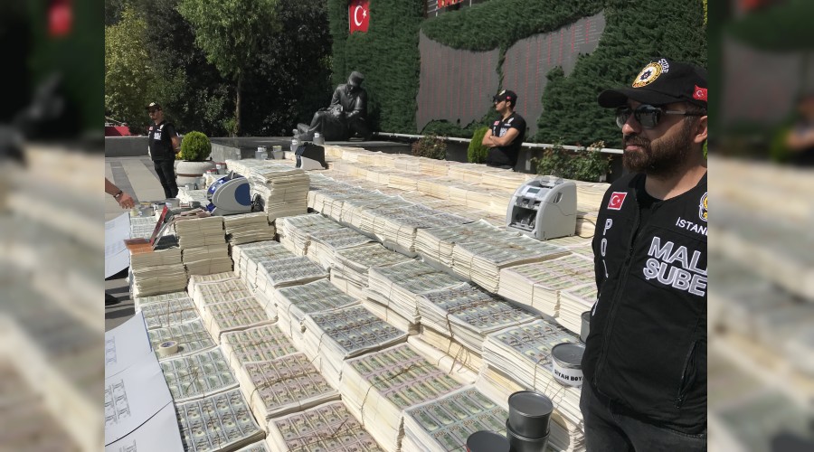 271 milyon dolar sergilendi