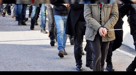 295 muvazzaf askere gözaltı kararı