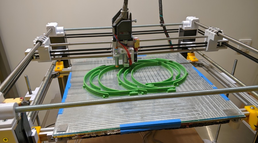 3 boyutlu yaz�c�yla siperli maske �retiyor