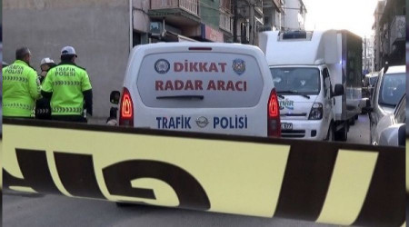3 yaşındaki çocuğa kamyonet çarptı