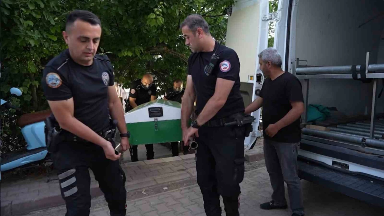 80 yandaki kadnn cinayet zanls komusu kt